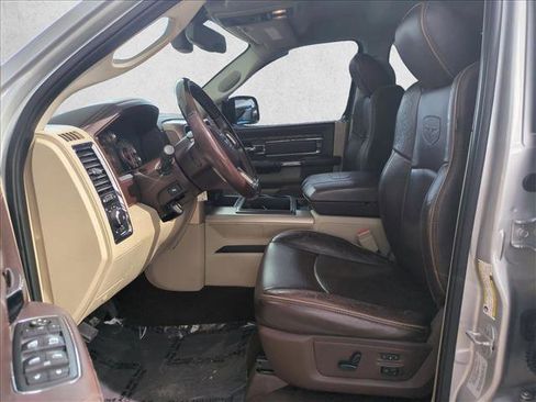 Used 2015 RAM 2500 Longhorn w/ Convenience Group image 16