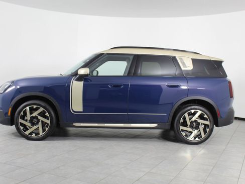 New 2026 MINI Cooper Countryman S image 2