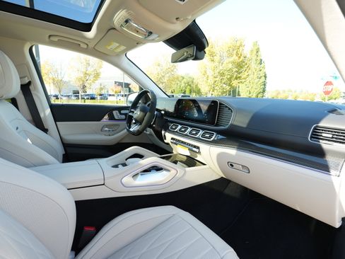 New 2026 Mercedes-Benz GLE 53 AMG 4MATIC image 42