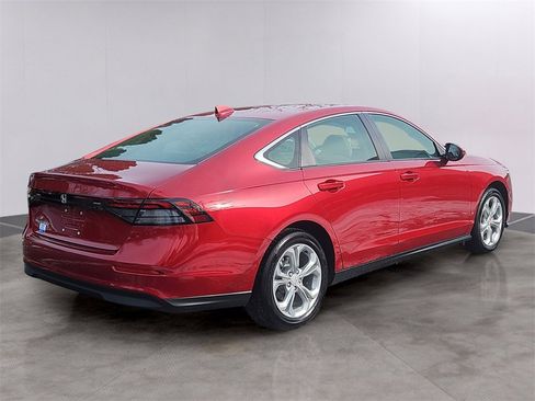 Certified 2024 Honda Accord LX image 4