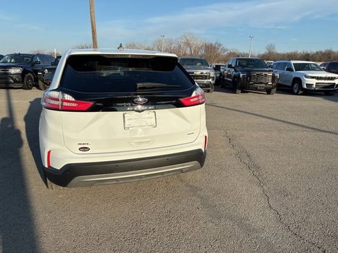 Used 2023 Ford Edge SEL image 4