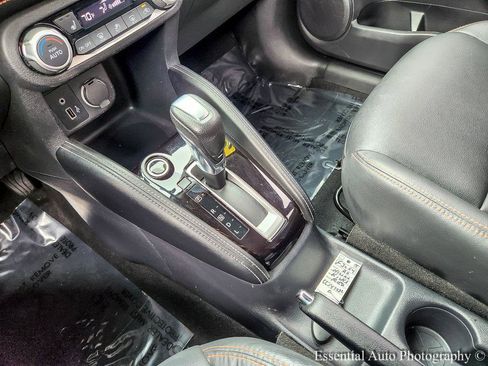 Used 2020 Nissan Kicks SR w/ SR Premium Package FWD image 21