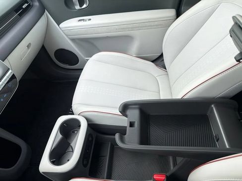 Used 2024 Hyundai Ioniq 5 Limited RWD image 20