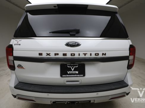 Used 2022 Ford Expedition Timberline AWD/4WD image 4