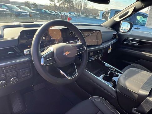 New 2026 Chevrolet Suburban Premier w/ Sun And Tow Package image 20