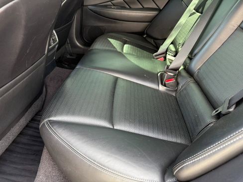 Used 2017 INFINITI Q50 Red Sport 400 image 26