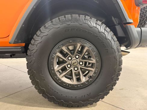 Used 2025 Jeep Wrangler Unlimited Rubicon 392 AWD/4WD image 38