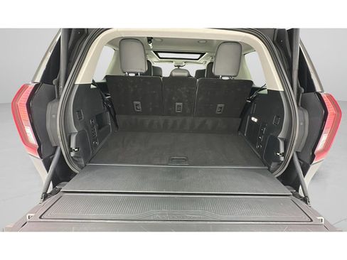 Used 2025 Ford Expedition Active AWD/4WD image 4