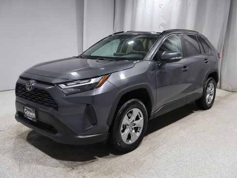 Used 2024 Toyota RAV4 XLE image 5