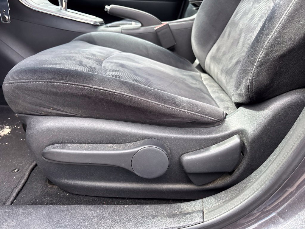 Used 2013 Nissan Sentra SV FWD image 16