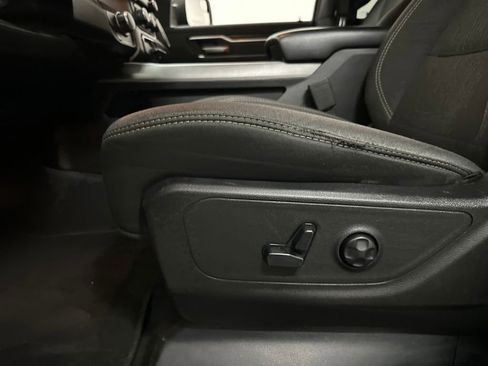 Used 2019 RAM 1500 Big Horn RWD image 27