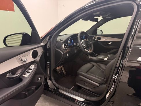 Used 2022 Mercedes-Benz GLC 300 GLC 300 image 9