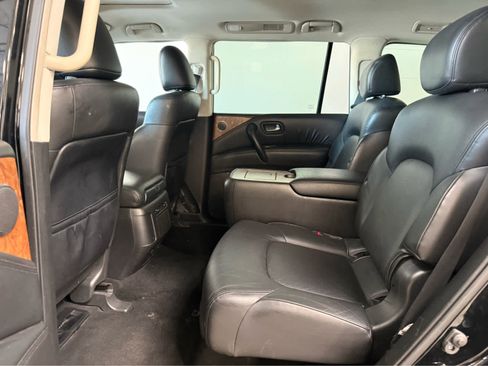 Used 2022 Nissan Armada SL w/ Captain's Chairs Package AWD/4WD image 15