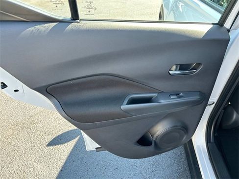 Used 2024 Nissan Kicks SV image 18