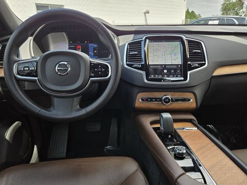 Used 2023 Volvo XC90 T8 Plus AWD/4WD image 27
