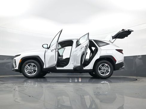 New 2026 Hyundai Tucson SE FWD image 34