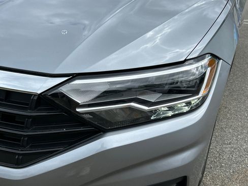Used 2019 Volkswagen Jetta R-Line w/ R-Line Cold Weather Package FWD image 7