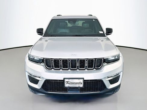 Used 2024 Jeep Grand Cherokee Limited AWD/4WD image 2