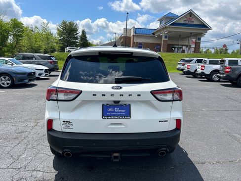 Certified 2022 Ford Escape SEL w/ SEL Stealth AWD Package image 11
