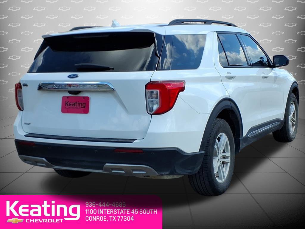 Used 2024 Ford Explorer XLT w/ Equipment Group 202A RWD image 6