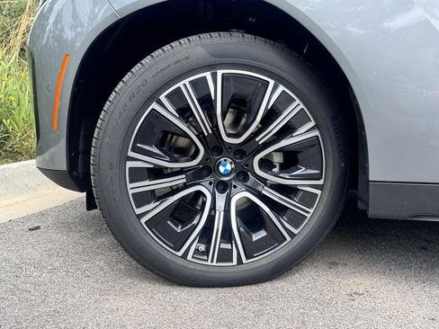 Used 2026 BMW X3 xDrive30 w/ Premium Package image 11