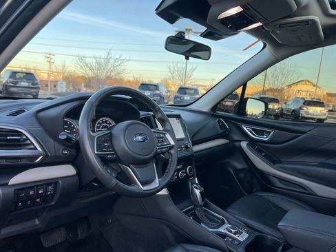 Used 2023 Subaru Forester Limited image 24