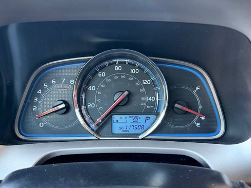 Used 2013 Toyota RAV4 Limited AWD/4WD image 26