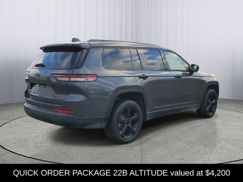 Used 2021 Jeep Grand Cherokee L Altitude image 3