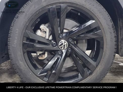 Used 2023 Volkswagen Tiguan SE R-Line AWD/4WD image 11