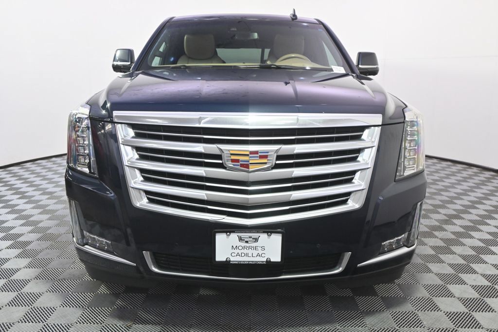 Used 2019 Cadillac Escalade Platinum AWD/4WD image 10