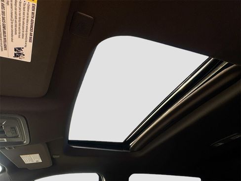 Used 2024 GMC Sierra 3500 Denali w/ Denali Reserve Package image 20