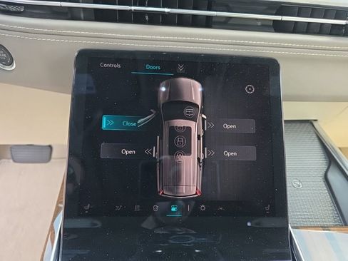 New 2026 Cadillac Escalade Platinum Sport w/ LPO, ONYX Package AWD/4WD image 20