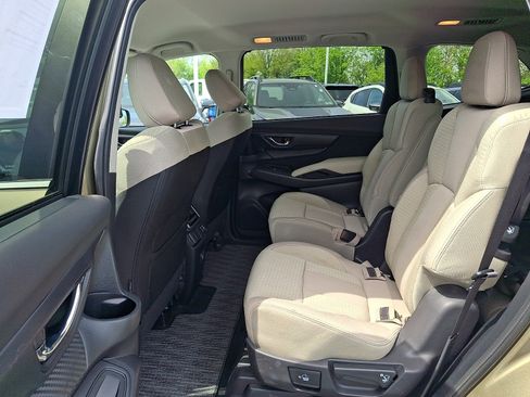 Certified 2023 Subaru Ascent Premium w/ Convenience Package AWD/4WD image 10