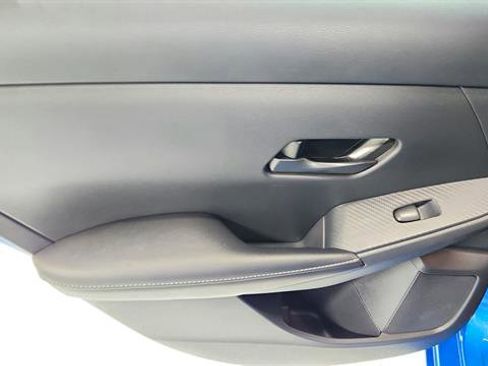 Used 2025 Nissan Sentra SV image 21