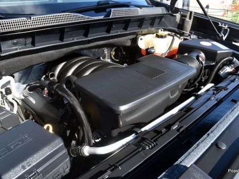 Used 2019 Chevrolet Silverado 1500 LT Trail Boss image 6