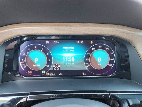 New 2026 Volkswagen Atlas SE image 17