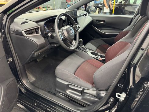 Used 2024 Toyota Corolla SE FWD image 14