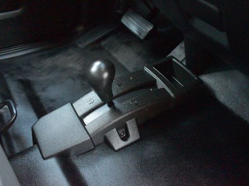 Used 2019 Chevrolet Silverado 2500 W/T w/ WT Convenience Package image 24