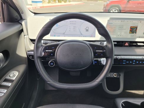 Used 2024 Hyundai Ioniq 5 SEL RWD image 17