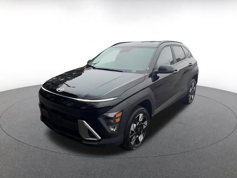 Used 2025 Hyundai Kona SEL image 7