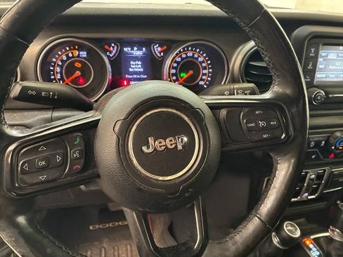 Used 2018 Jeep Wrangler Unlimited Sport S AWD/4WD image 11