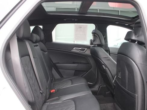 Used 2024 Kia Sportage X-Line w/ X-Line Premium Package AWD/4WD image 32