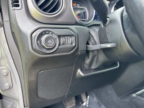 Certified 2021 Jeep Wrangler Sport AWD/4WD image 25