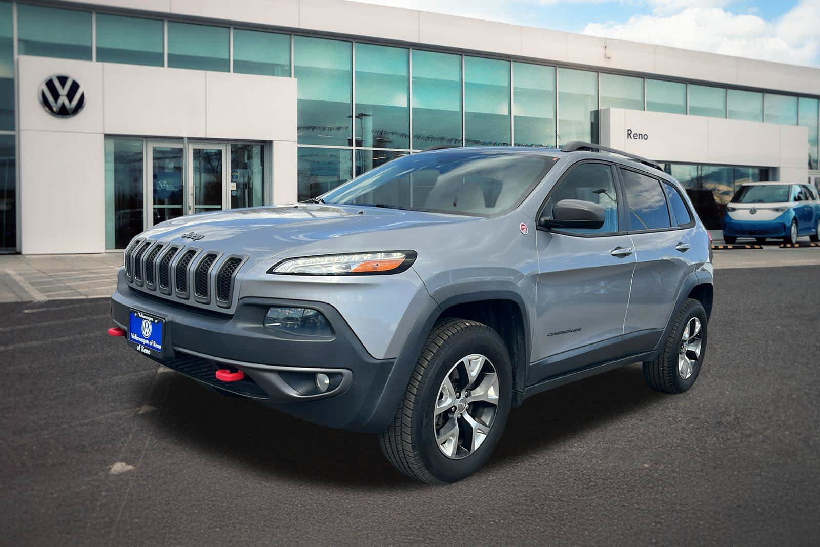 Used 2014 Jeep Cherokee Trailhawk w/ Comfort/Convenience Group AWD/4WD image 1