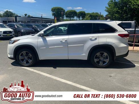 Used 2017 Toyota Highlander Limited Platinum AWD/4WD image 8