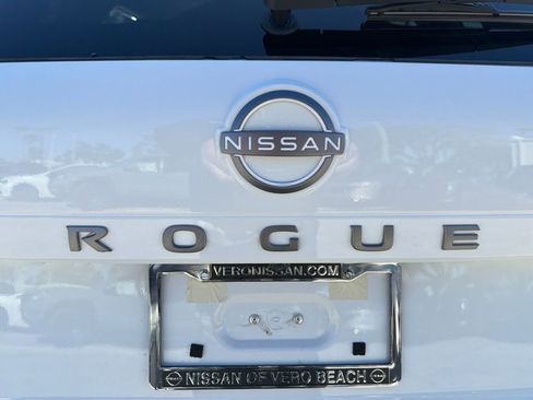 New 2026 Nissan Rogue S image 9