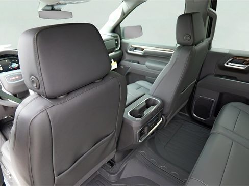 New 2026 GMC Sierra 1500 Elevation w/ Elevation Premium Package image 18