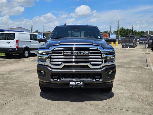 Used 2025 RAM 2500 Laramie AWD/4WD image 11