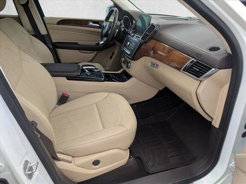 Used 2018 Mercedes-Benz GLS 450 4MATIC w/ Premium Package image 19