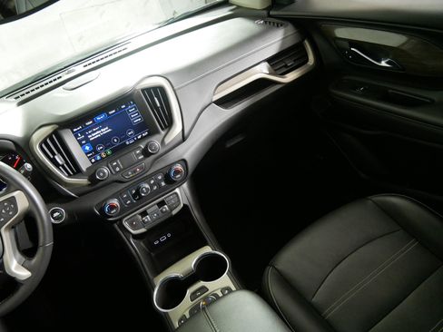 Used 2022 GMC Terrain Denali AWD/4WD image 11
